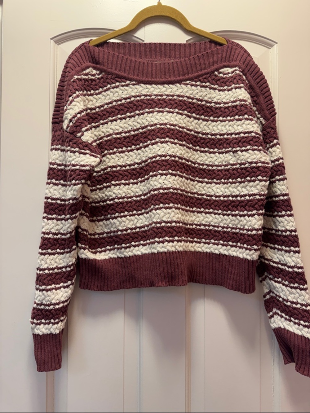 Striped Crewneck Cropped Sweater in Mauve and Cream